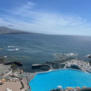 apartamento-vacacional-altagay.adeje-hotels.com/